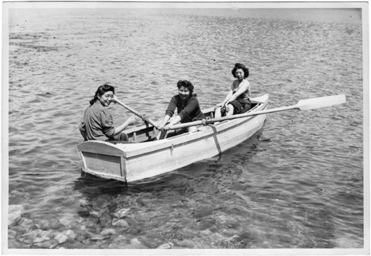 Boating on Slocan Lake